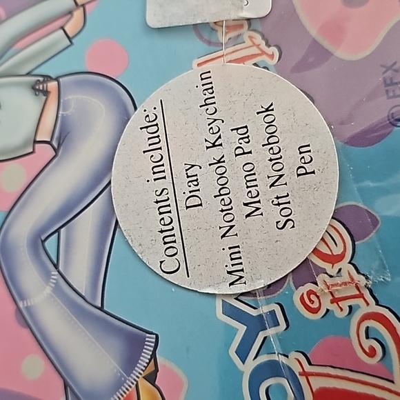 Girls Notebook Accessory - Picture 5 of 6